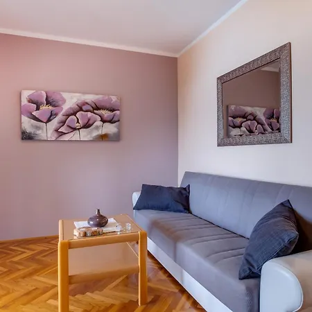 With Parking Space Losinj, Losinj - 2505 Apartament Mali Lošinj