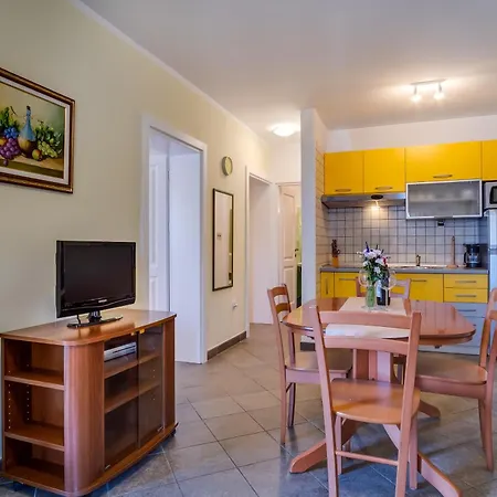 Apartament With Parking Space Losinj, Losinj - 2505 Mali Lošinj