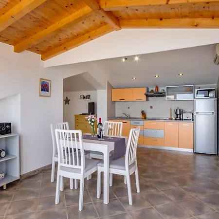 With Parking Space Losinj, Losinj - 2505 Apartament
