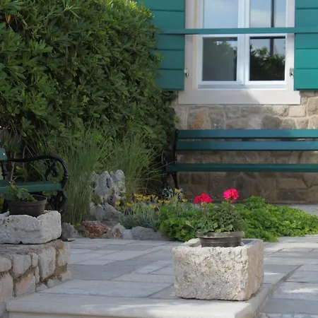 Apartman With Parking Space Losinj, Losinj - 2505