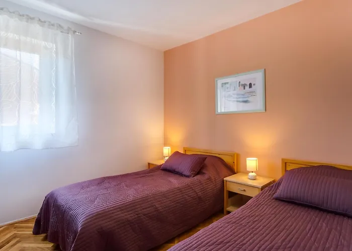 With Parking Space Losinj, Losinj - 2505 Apartman *